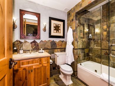 Vail Lionshead Condo 925629