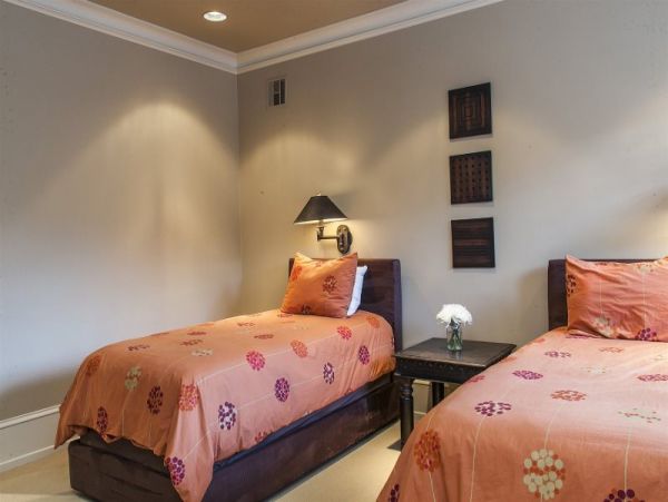 Avon 5 Bedroom Mountain View Vacation Home