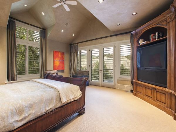 Avon 5 Bedroom Mountain View Vacation Home