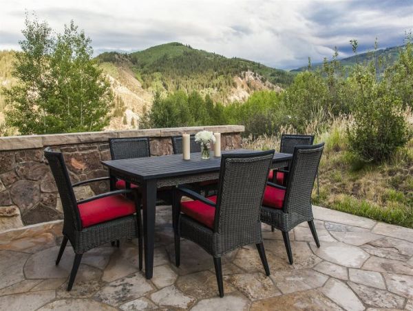 Avon 5 Bedroom Mountain View Vacation Home