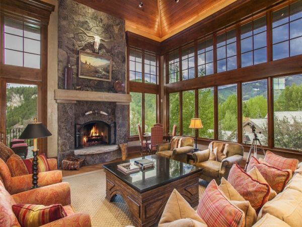 Avon 5 Bedroom Mountain View Vacation Home