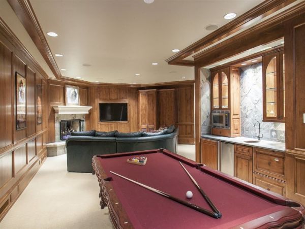 Avon 5 Bedroom Mountain View Vacation Home