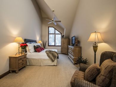 Beaver Creek Vacation Townhome Mountain Views Sleeps 10
