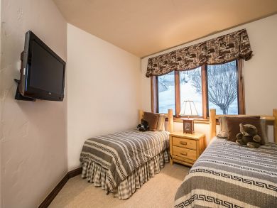 Beaver Creek Vacation Townhome Mountain Views Sleeps 10