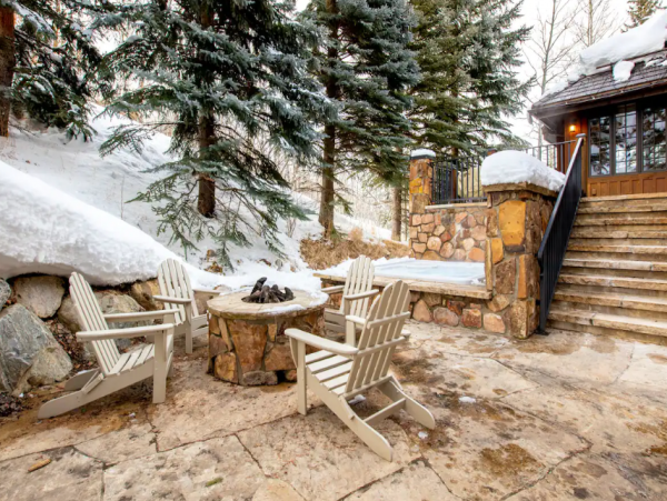 Modern Mountain 5 Bedroom Luxury Vacation Home