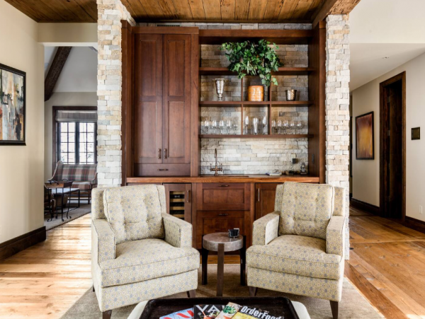 Modern Mountain 5 Bedroom Luxury Vacation Home