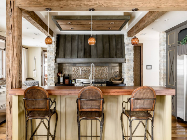 Modern Mountain 5 Bedroom Luxury Vacation Home