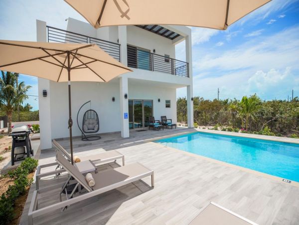 Turks and Caicos Luxury Vacation Home with Private Pool