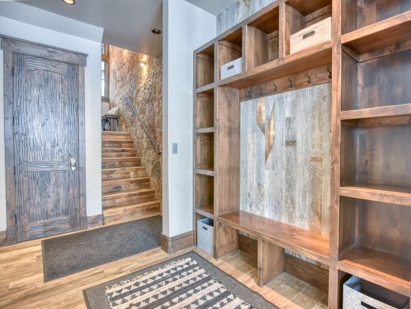 Luxury Breckenridge Five Bedroom Vacation Home Walk to Lift