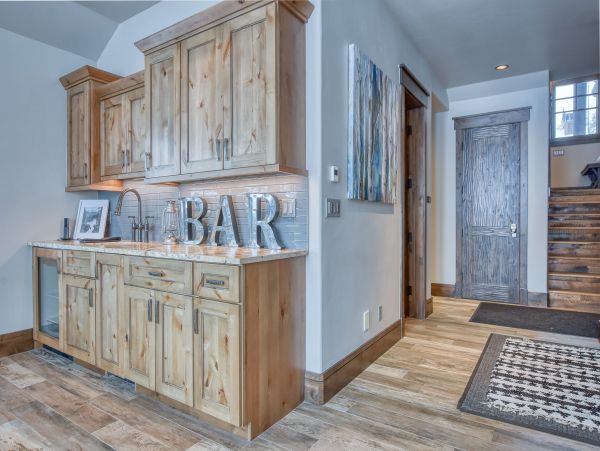 Luxury Breckenridge Five Bedroom Vacation Home Walk to Lift