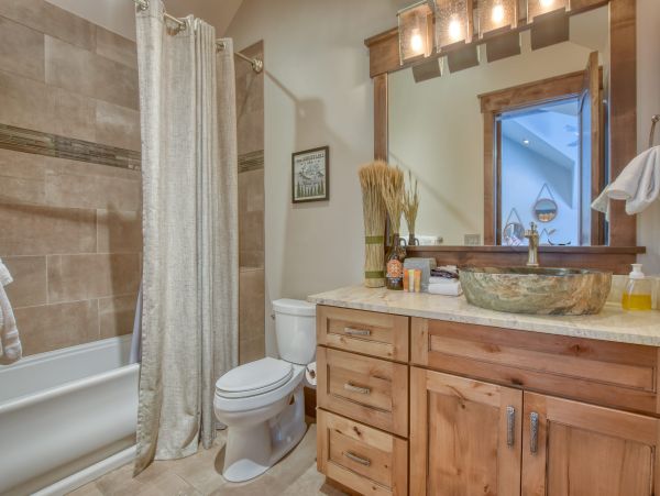 Luxury Breckenridge Five Bedroom Vacation Home Walk to Lift