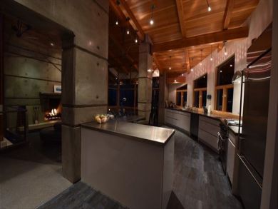 Vail Luxury Vacation Rental Home Two Bedrooms + Loft