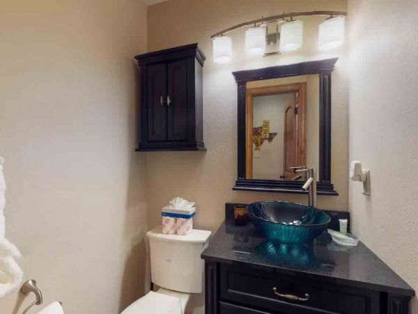 3 plus loft 2.5 bath Townhome on East Vail Shuttle