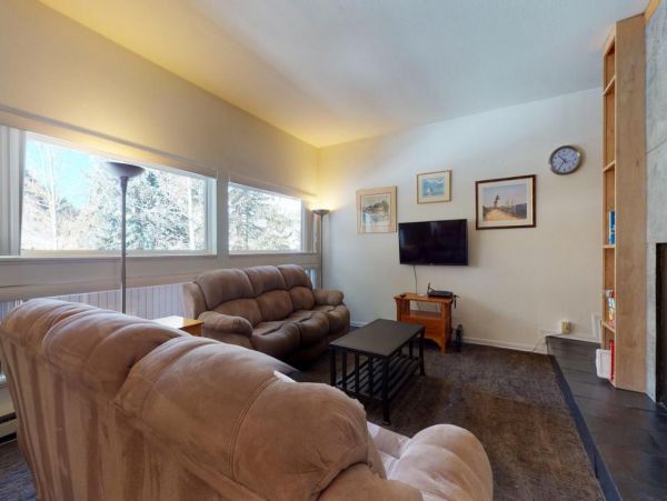 Two Bedroom Condo in Vail Sleeps 6