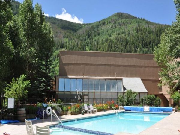 Two Bedroom Condo in Vail Sleeps 6