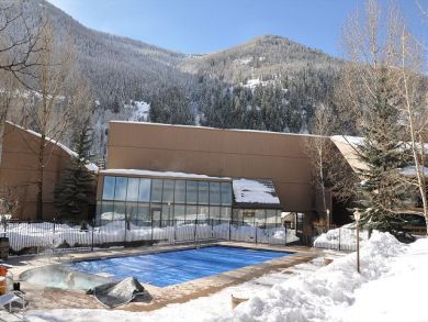 Vail Vacation Condo Sleeps Six Guests