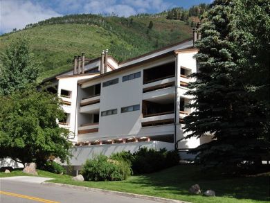 Sandstone Remodeled condo 2 miles to Lionshead Sandstone Remodeled condo 2 miles to Lionshead