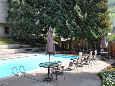 Sandstone Remodeled condo 2 miles to Lionshead Sandstone Remodeled condo 2 miles to Lionshead