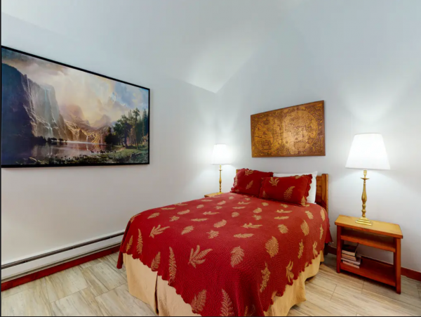 Spacious East Vail Townhome on Shuttle