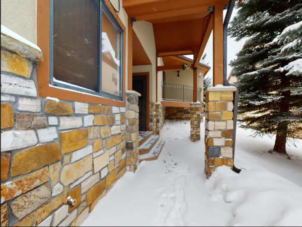 Spacious East Vail Townhome on Shuttle