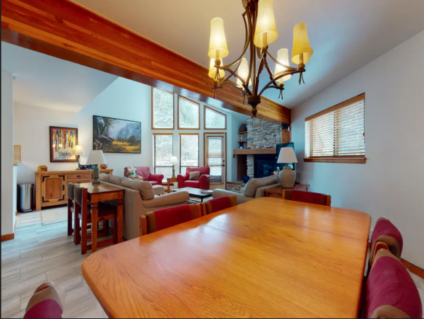 Spacious East Vail Townhome on Shuttle