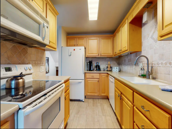 Spacious East Vail Townhome on Shuttle