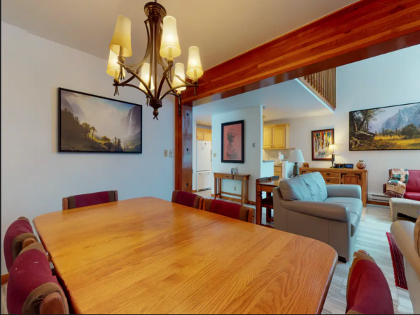 Spacious East Vail Townhome on Shuttle