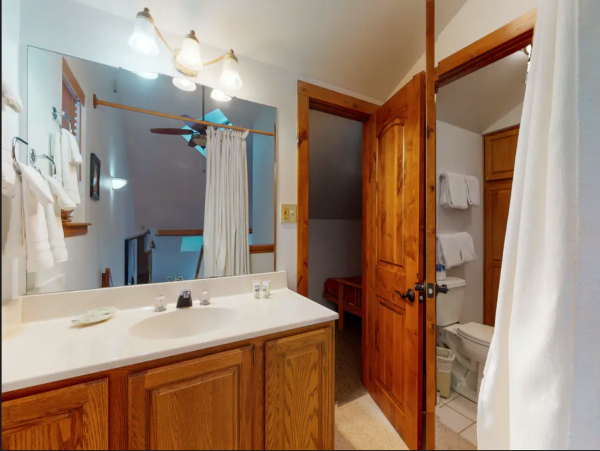 Spacious East Vail Townhome on Shuttle
