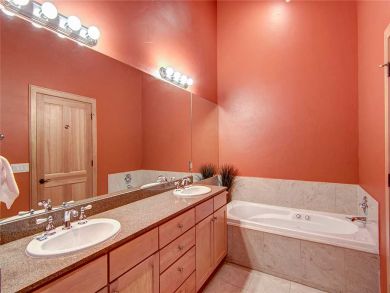 Breckenridge Home 925711 Breckenridge Home 925711