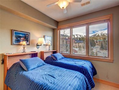 Breckenridge Home 925711 Breckenridge Home 925711