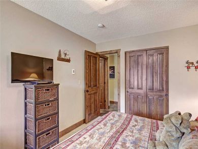 Breckenridge Home 925712 Breckenridge Home 925712