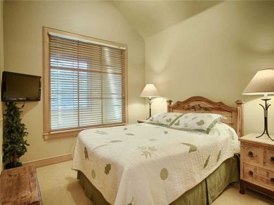 Breckenridge Home 925721 Breckenridge Home 925721