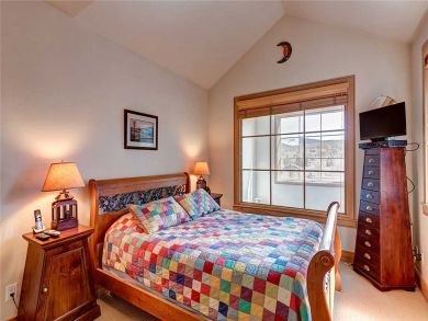 Breckenridge Home 925723 Breckenridge Home 925723