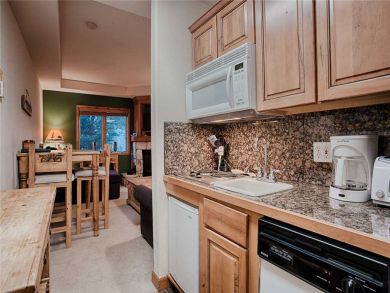Breckenridge Home 925727 Breckenridge Home 925727