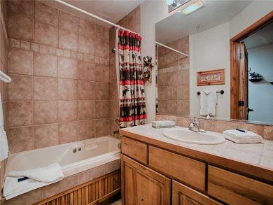 Breckenridge Home 925727 Breckenridge Home 925727