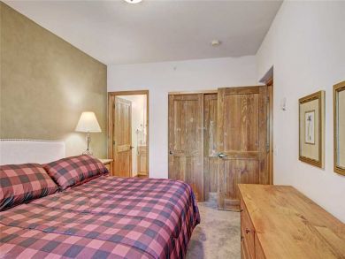 Breckenridge Home 925729 Breckenridge Home 925729
