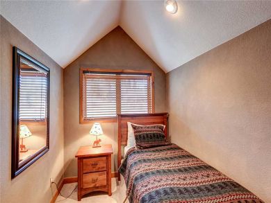 Breckenridge Home 925733 Breckenridge Home 925733