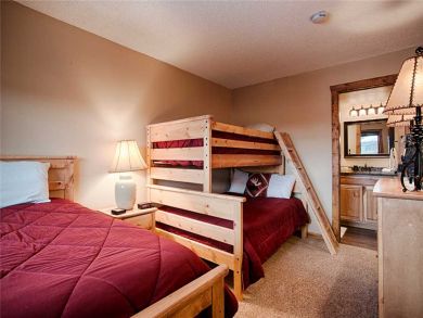 Breckenridge Home 925750