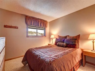 Breckenridge Home 925757 Breckenridge Home 925757