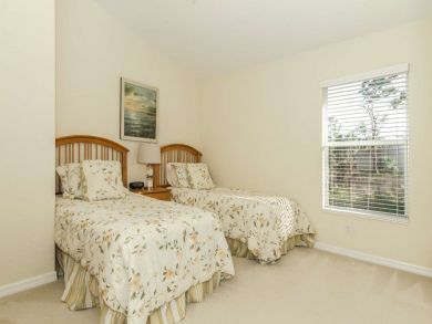 Naples Vacation Home Sleeps Eight Guests