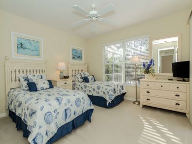 Naples Vacation Home Sleeps Eight Guests