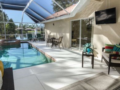 Naples Vacation Home Sleeps Eight Guests