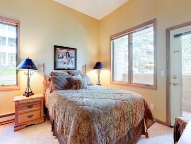 Vail Three Bedroom Vacation Condo Walk to Lift