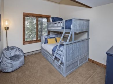 Mountain View Three Bedroom Ski Condo in Vail