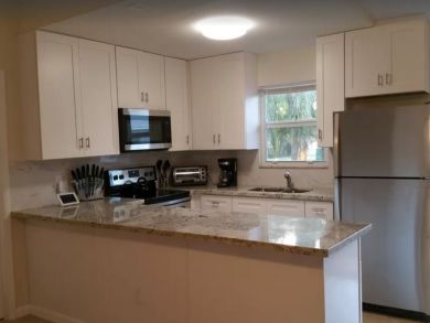 Pompano Beach Vacation Home Sleeps Twenty Guests