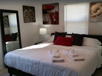 Pompano Beach Vacation Home Sleeps Twenty Guests