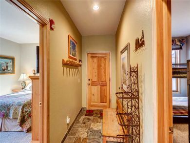 Breckenridge Home 925801 Breckenridge Home 925801