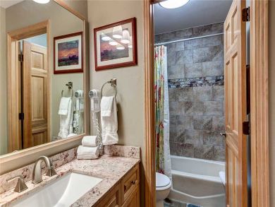 Breckenridge Home 925801 Breckenridge Home 925801