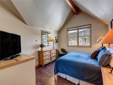 Breckenridge Home 925811 Breckenridge Home 925811