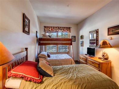 Breckenridge Home 925824 Breckenridge Home 925824